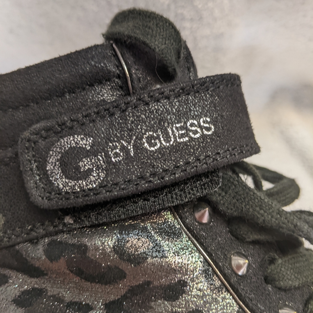 G by Guess Black and Silver Leopard Print Sneakers 8.5 - Picture 5 of 5